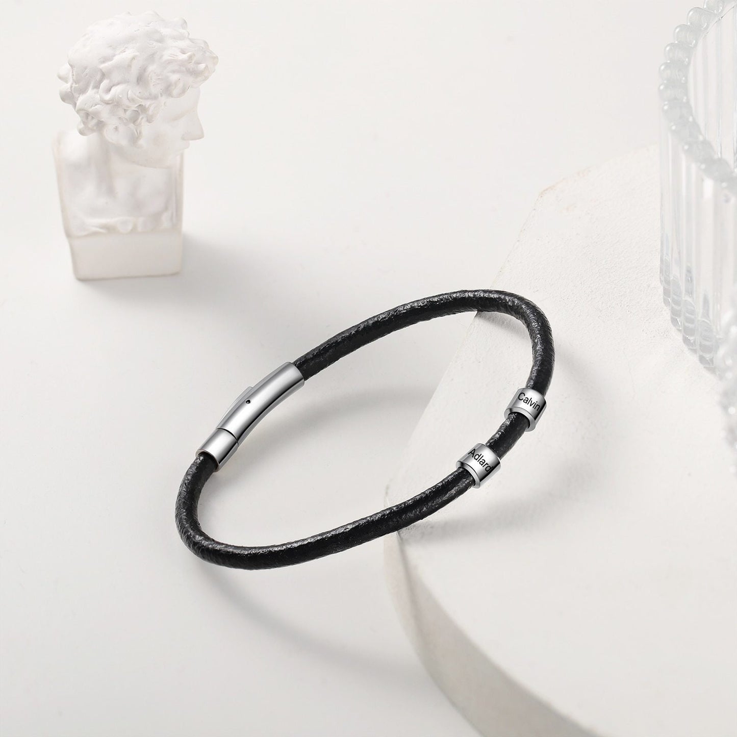 Customized Family Name Beads Charm Bracelets Personalized Stainless Steel Leather Bracelets for Men Retro Jewelry Customized Bracelets