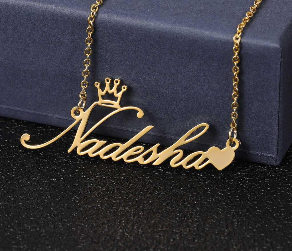 Personalized Name Pendant Necklace For Women Custom Gold Stainless Steel Crown Heart Nameplate Choker Necklaces Jewelry Gift Customized
