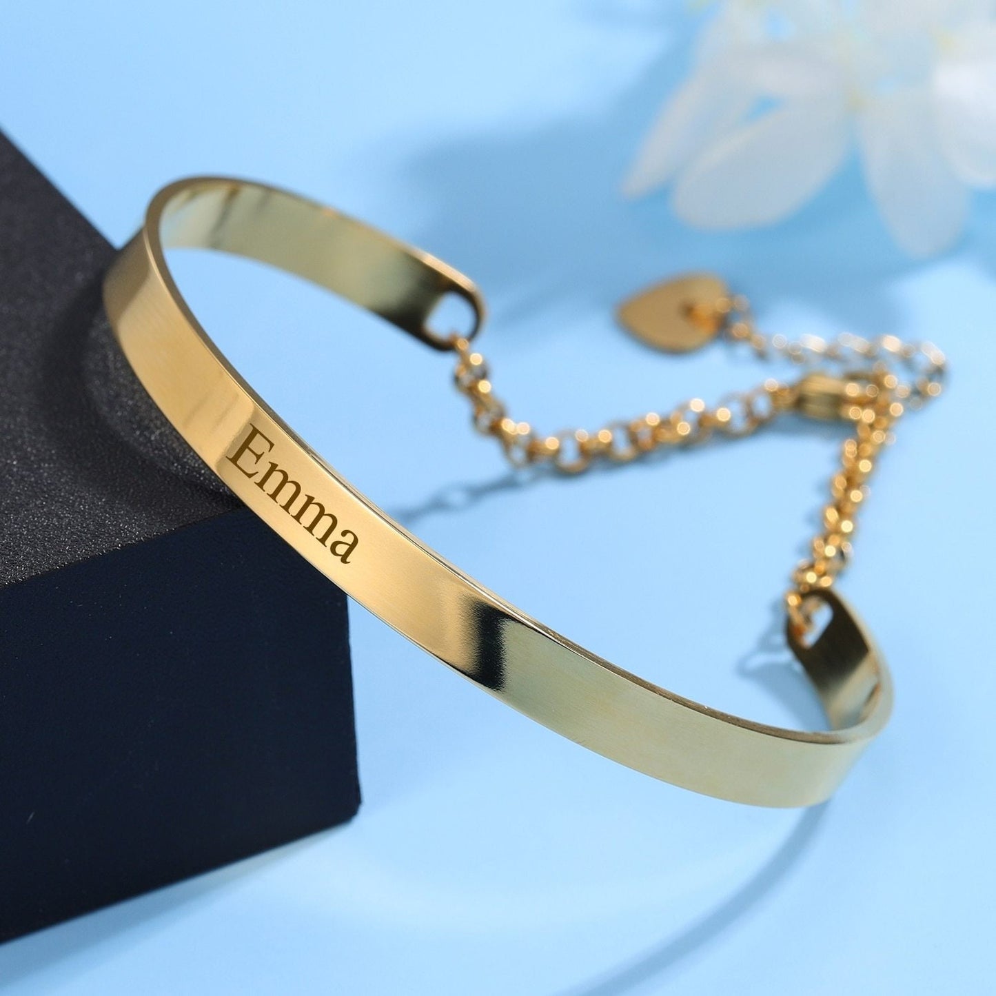 Engrave Custom Stainless Steel Jewelry Name Logo Statement Bangles Bracelets For Women Heart Float Charm Mom Gifts Customized Bracelets