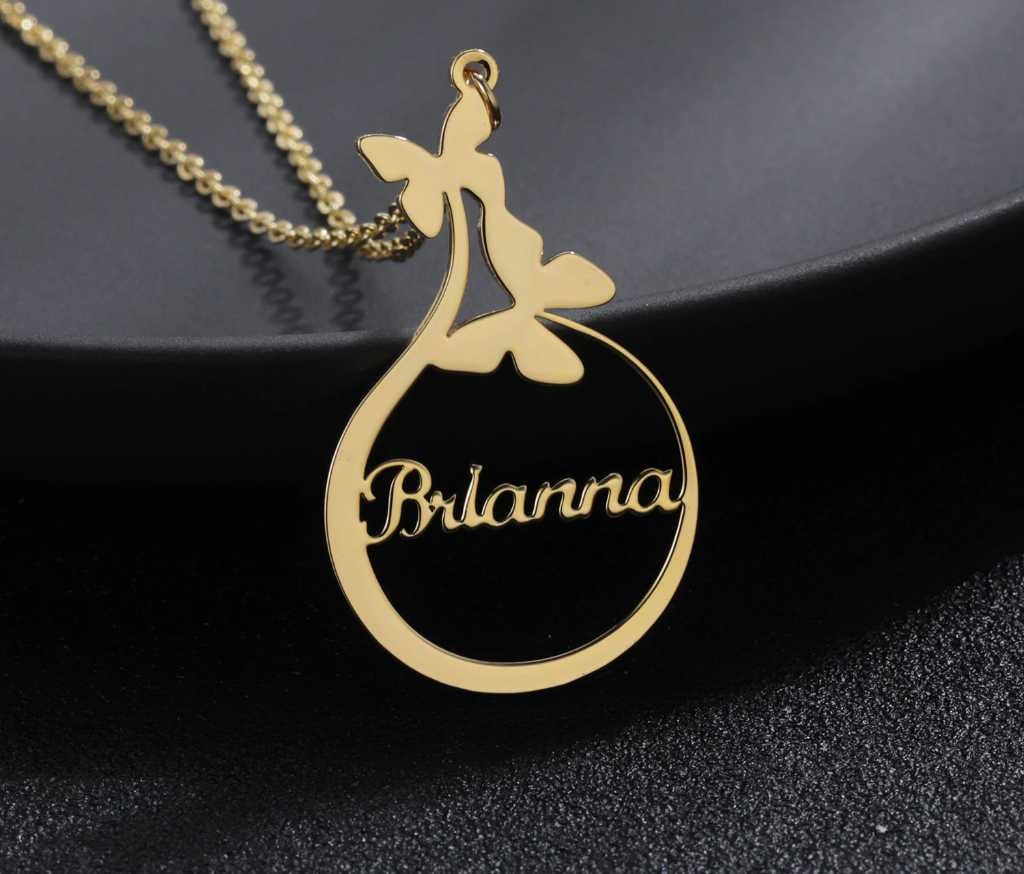 Personalized Butterfly Name Necklace Custom Gold Name Necklace Stainless Steel Nameplate Necklaces Round Jewelry Gifts Women Customized