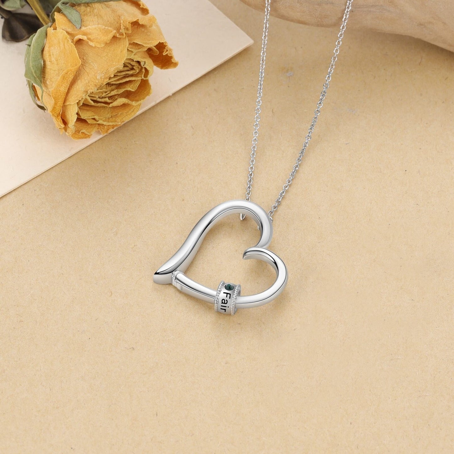 Personalized Family Heart Pendant with Birthstones Customized Engraving Name Mother Necklace New Year Christmas Gift Customized Necklaces