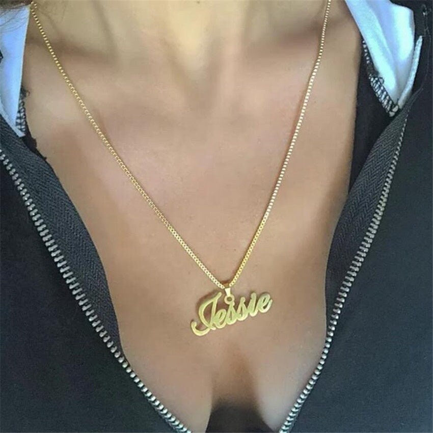 Custom Names Necklaces Box Chain Stainless Steel 18K Gold Plated Name Plate Necklace Custom Jewelry Old English Name Plate