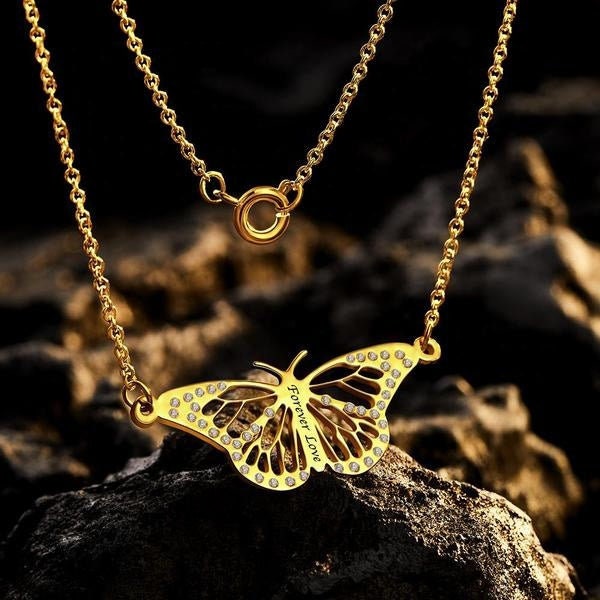Personalized Text Engraved Rhinestones Butterfly Necklace Custom Engraved Name Butterfly Link Chain Necklace Gift For Women