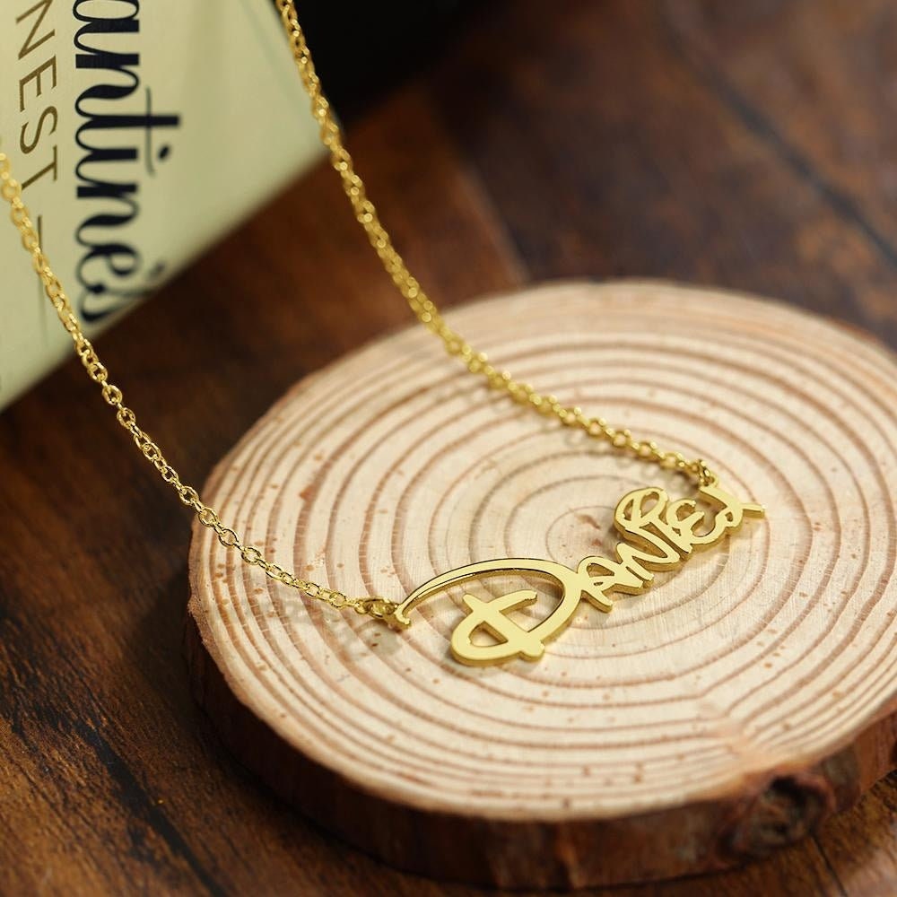 Custom Name Plated Letters Necklace Link Chain Pendant Necklace Gift For Female Personalized Name Plate Necklace