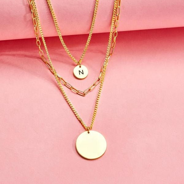 Customized Engraved Letter Multi Layered Round Pendant Necklace Triple Strand Chain Link Personalized Letter Multi Layer Coin Disc Necklace