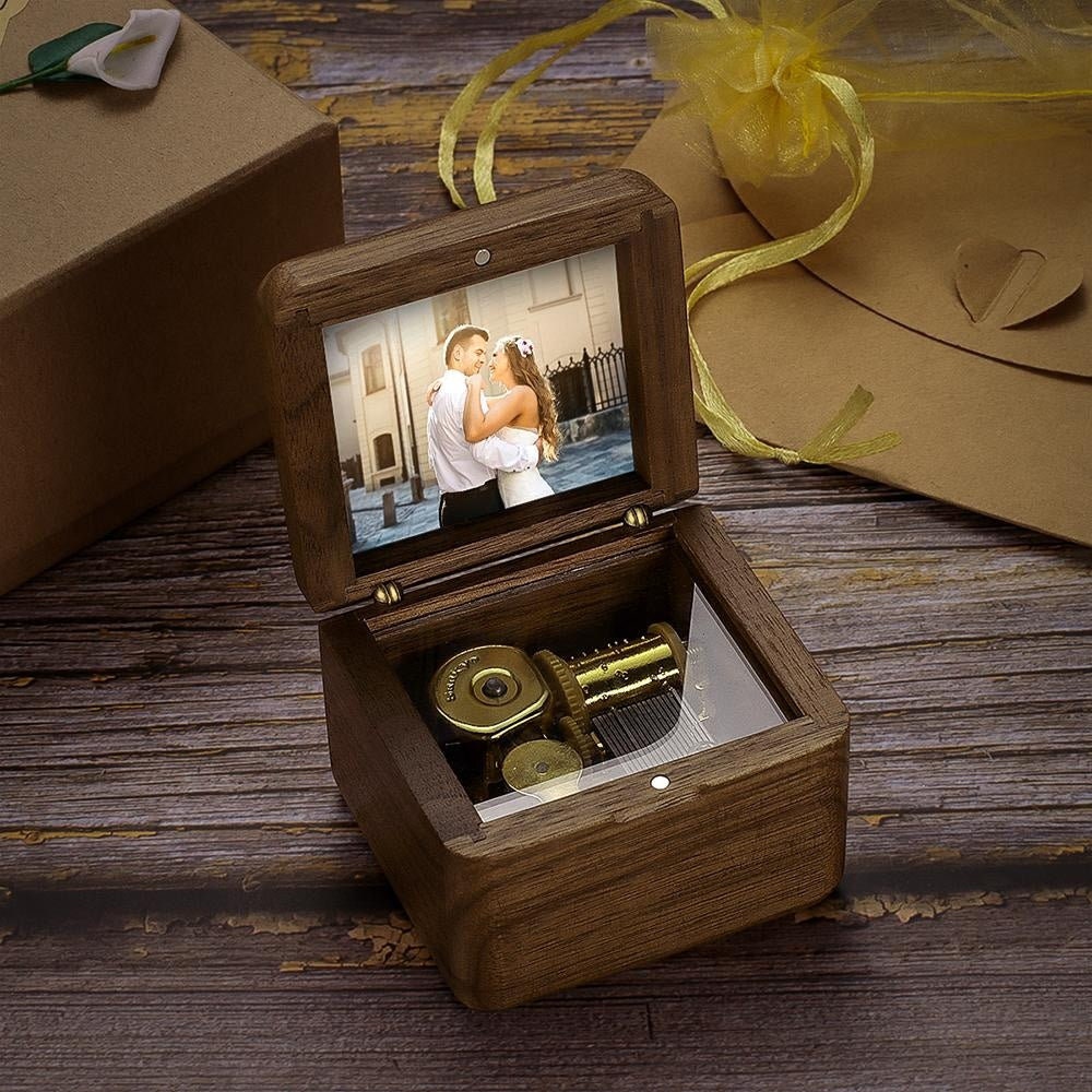 Personalized Photo Wooden Music Box Valentine's Day Gift Customized Photo Music Box Custom Wooden Music Box Gift For Girlfriend
