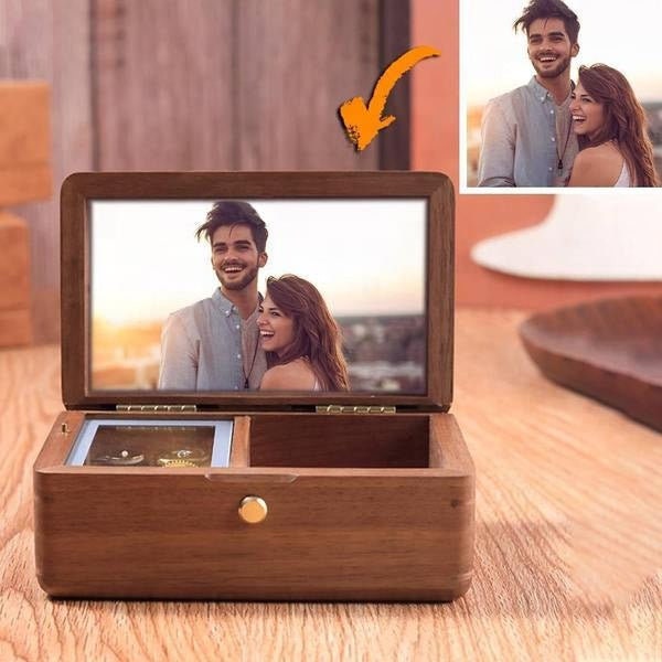 Personalized Photo Wooden Music Jewelry Box Valentine's Day Gift Customized Portable Wood Music Box Wooden Musical Jewelry Box Gift