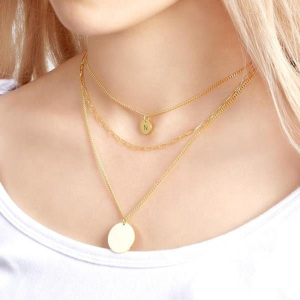 Customized Engraved Letter Multi Layered Round Pendant Necklace Triple Strand Chain Link Personalized Letter Multi Layer Coin Disc Necklace