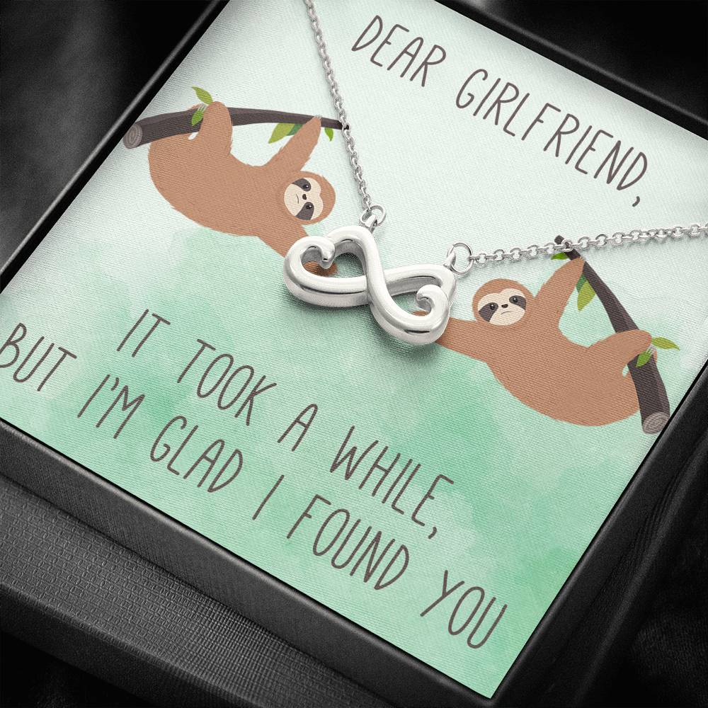Personalized To my Girlfriend Necklace for Her Valentines Birthday Anniversary Gift Infinity Hearts Necklace for Women with Message Card