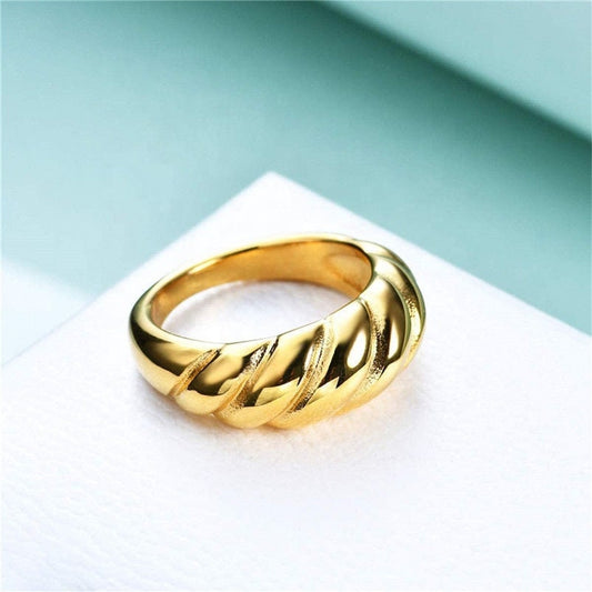 18K Gold Plated Twist Thread Signet Ring Croissant Chunky Horn Dome Ring Geometric Wide Ring Croissant Ring Stackable Gold Ring Minimal Ring