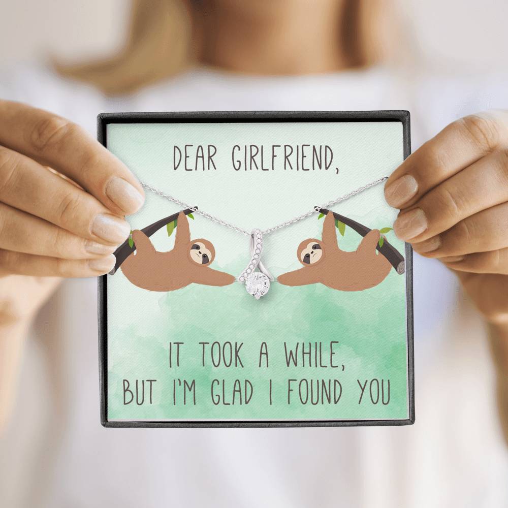 Personalized To my Girlfriend Necklace  for Her Valentines Birthday Anniversary Gift Alluring Beauty Necklace for Women with Message  Card