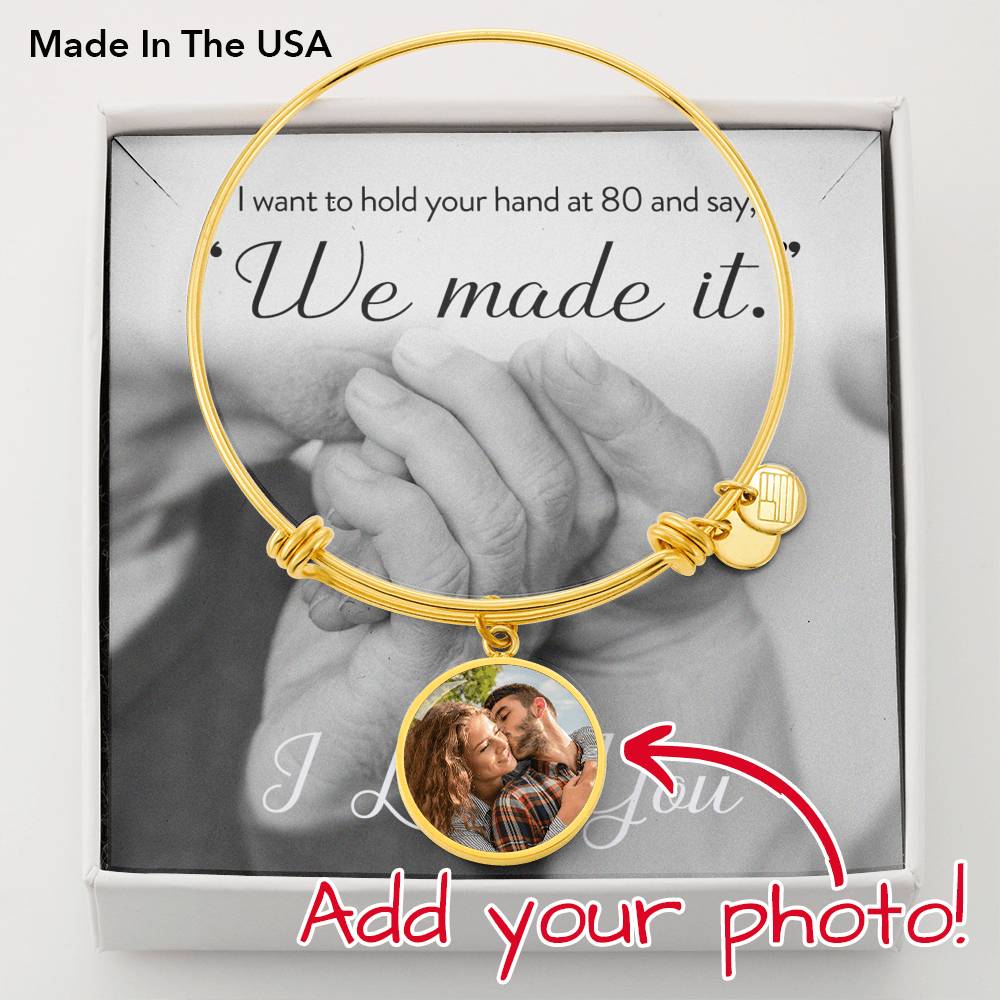 To My Wife Mom Fiancee Customized Photo Necklace Gift On Wedding Engagement Birthday Valentine's Day Gift With The Message Card